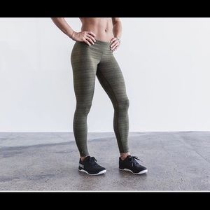 NOBULL Green Heather Stripe workout pants M